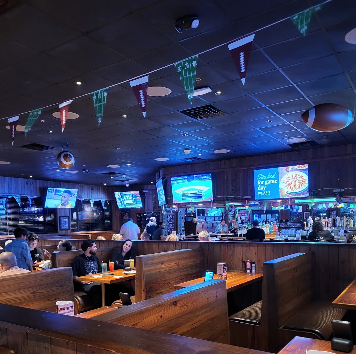 Miller's Ale House-3